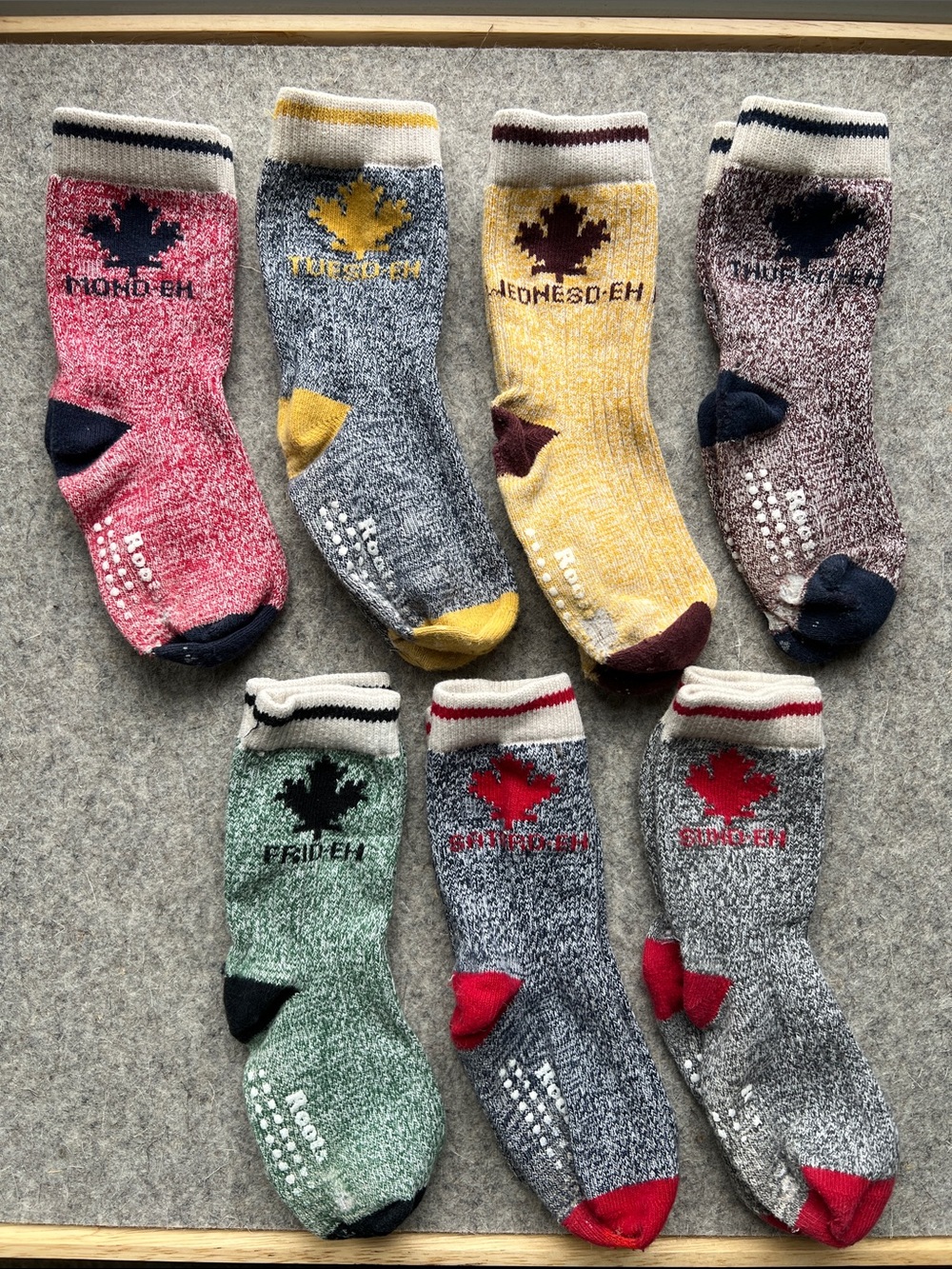 Roots toddler days of the week socks